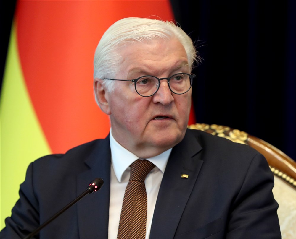 Frank-Walter Steinmeier, the Federal President of Germany, has said that his country "cannot" oppose the U.S. decision to send cluster munitions to Ukraine. (EPA-EFE/IGOR KOVALENKO)