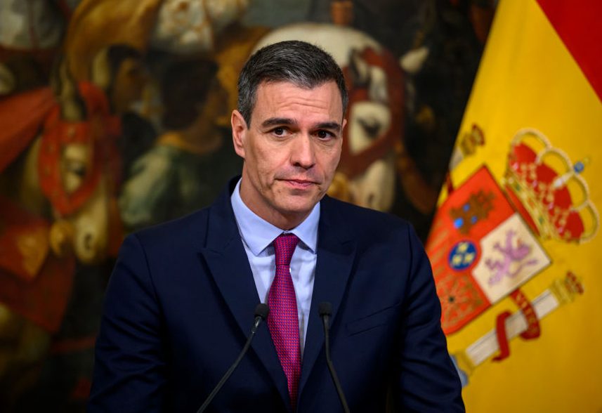 With less than 20 days until Spaniards go to their polling places forecasts are divided. (Photo by Antonio Masiello/Getty Images)