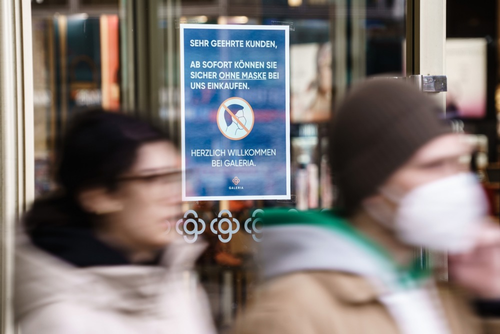 A judge in Germany has been handed a suspended jail sentence of two years in prison as a result of his opposition to school mask mandates in the country. (EPA-EFE/CLEMENS BILAN)