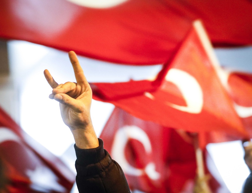 The leader of Germany's ruling Social Democratic Party (SPD) in North Rhine-Westphalia has denied that he has links to a radical Turkish paramilitary organisation. (EPA/Bas Czerwinski)