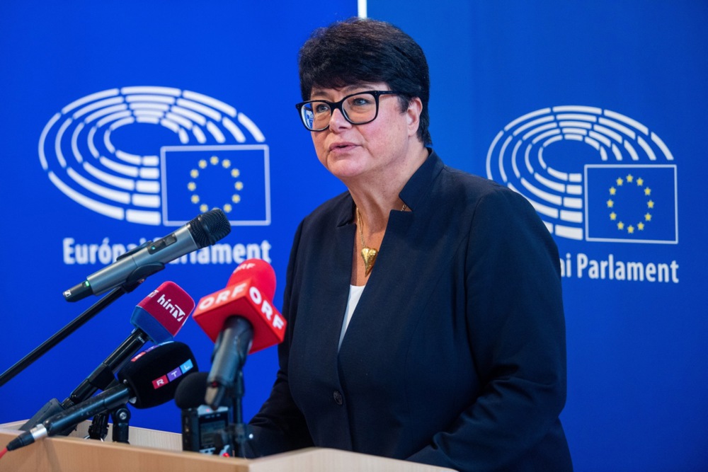 The European Union is considering giving certain forms of online censorship protections to media outlets it approves of. (EPA-EFE/ZOLTAN BALOGH HUNGARY OUT)