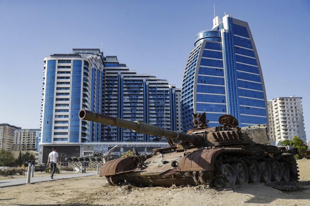 The European Union has "failed" in its attempts to appropriately manage relations with Armenia and Azerbaijan with the conflict in Nagorno-Karabakh, a senior politician within the German government has said. (EPA-EFE/MAXIM SHIPENKOV )