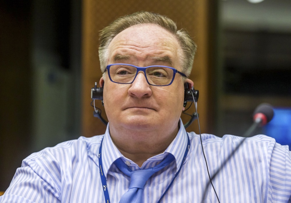 An MEP for Poland's ruling Law and Justice (PiS) party has firmly rejected claims by Politico that he signed a document endorsing a radical form of Eurofederalism. (EPA/STEPHANIE LECOCQ)