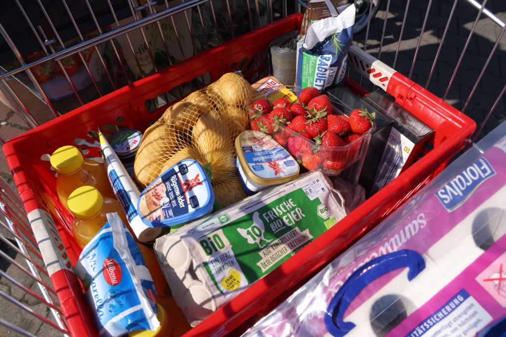 The European Commission has falsely claimed that an EU-backed project can create any kind of food "literally from thin air". (Photo by Sean Gallup/Getty Images)