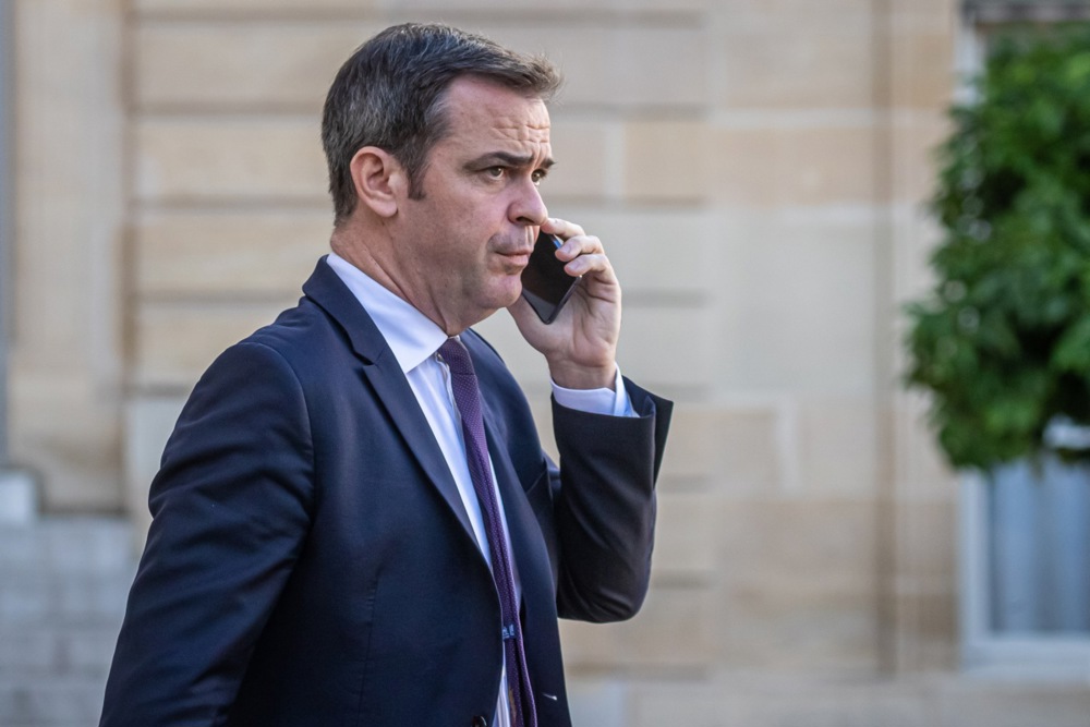 A spokesman for the Emmanuel Macron government has accused opposition parties on both the left and right of having problems with antisemitism. (EPA-EFE/CHRISTOPHE PETIT-TESSON)