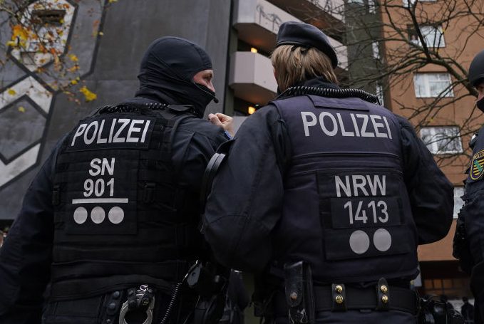 ARCHIVE IMAGE: Germany has seen a large number of bomb threats over the last number of days aimed at schools, media organisations, political parties and many other institutions. (Photo by Sean Gallup/Getty Images)
