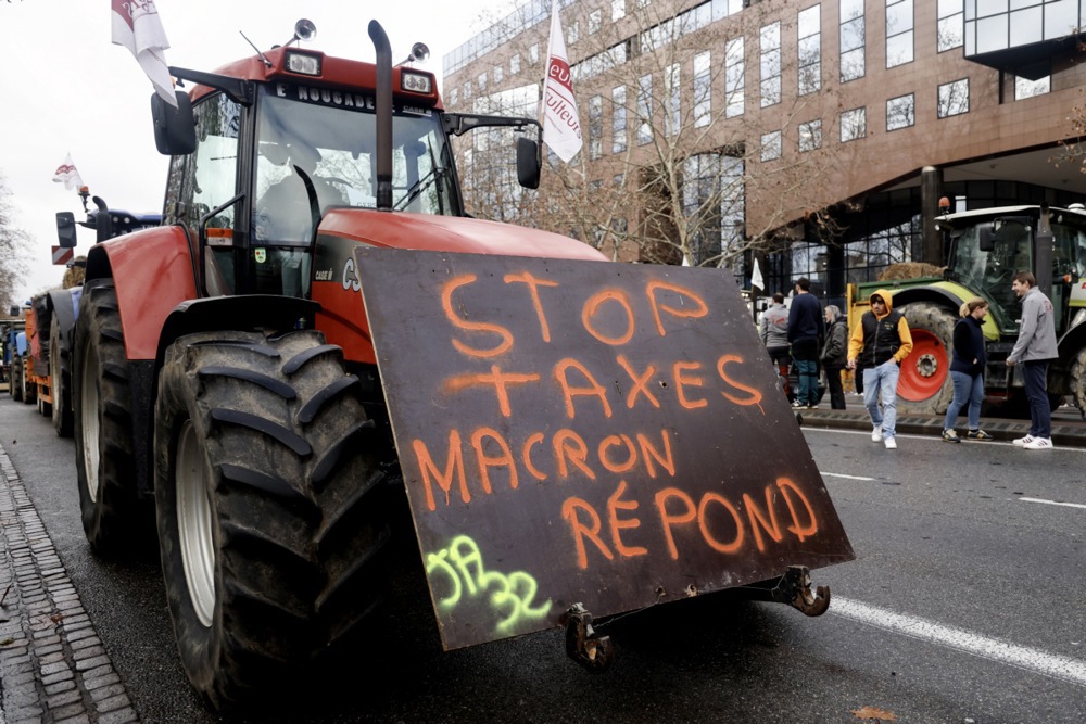French farmers have declared a week of intensive protests targeting the European green deal, amid ongoing demonstrations against the plan across the continent. (EPA-EFE/GUILLAUME HORCAJUELO)