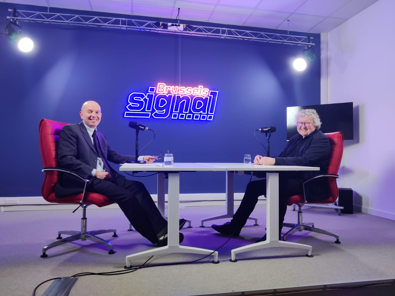 The populist Alternative für Deutschland (AfD) party will not be banned despite threats from the ruling German government, an expert on the matter has said. (Peter Caddle/Brussels Signal)