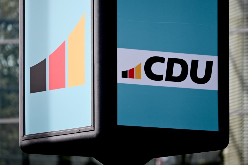 Right makes gains after Berlin partially re-runs 2021 federal election. (EPA-EFE/FILIP SINGER)