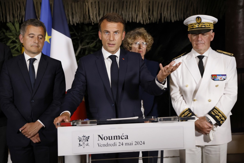 A 48-year-old man was killed on Friday in New Caledonia by police, a day after Emmanuel Macron's visit aiming to restore law and order in the archipelago. EPA-EFE/LUDOVIC MARIN / POOL
