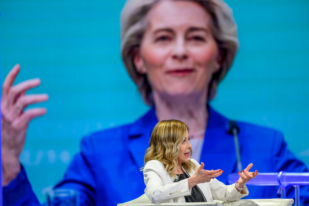 After the socialists, the liberals are threatening to abandon Ursula von der Leyen, as she flirts with Italian Prime Minister Georgia Meloni. (Photo by Antonio Masiello/Getty Images)