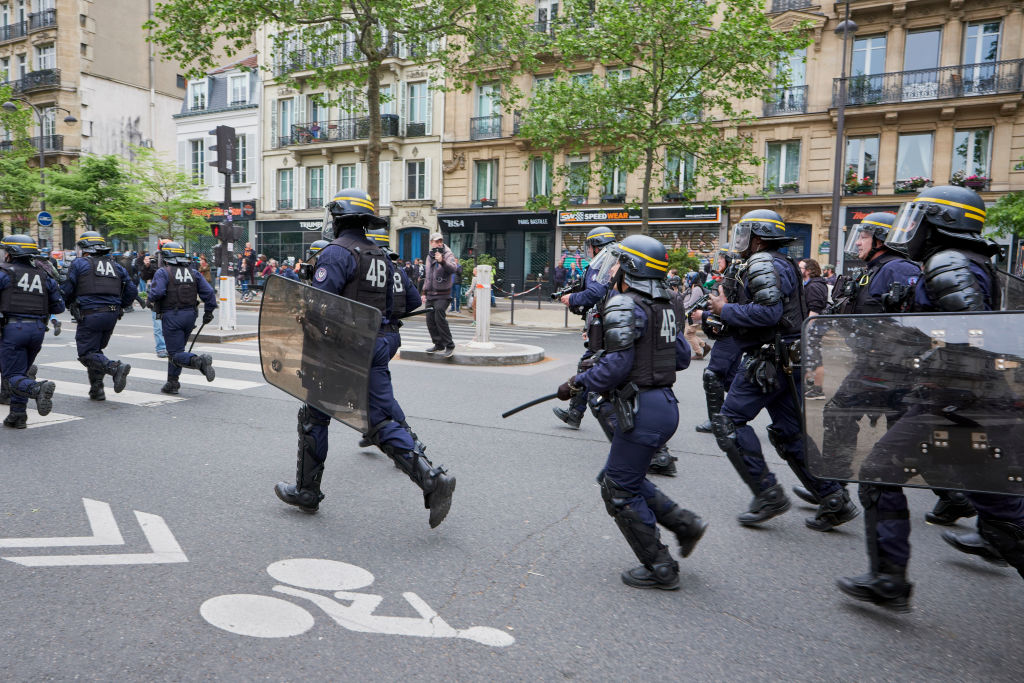 At least two people were killed last night in a riot Pacific French Island of New Caledonia, the Defence and National Security Council reunited this morning on 15 May to try and control the ”insurrectionary” (Photo by Remon Haazen/Getty Images)