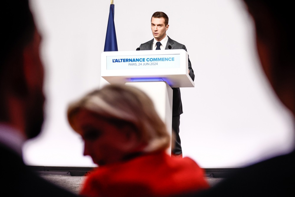 Jordan Bardella, the President of the French hard-right party National Rall announced on June 24 that Binational citizens would be excluded from "key government jobs", if the party were to win snap electionsEPA-EFE/MOHAMMED BADRA