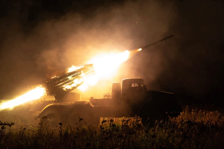 Hit Putin directly, or we are all finished (Photo Laurent Van der Stockt for Le Monde/Getty Images)