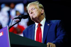 Trump II: this time, a man with a 920-page plan (Photo by Anna Moneymaker/Getty Images)