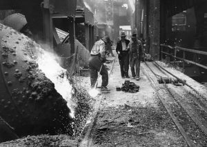Hayange steel mill before it was abandoned by the centre Left politicians (Photo by Charles Hewitt/Picture Post/Hulton Archive/Getty Images)