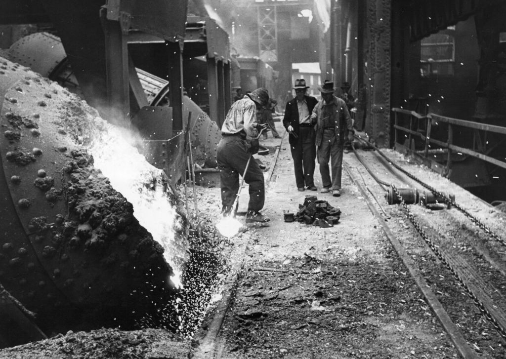Hayange steel mill before it was abandoned by the centre Left politicians (Photo by Charles Hewitt/Picture Post/Hulton Archive/Getty Images)