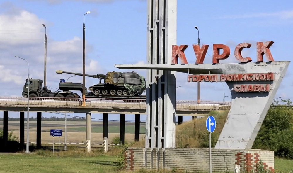 Russia on August 12 evacuated civilians from parts of a second region next to Ukraine after Kyiv increased military activity near the border just days after its biggest incursion into sovereign Russian territory since the start of the 2022 war. ( EPA-EFE/RUSSIAN DEFENCE MINISTRY HANDOUT)