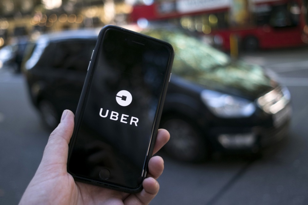The Dutch Data Protection Authority (DPA) has fined Uber €290 million for transferring personal data of European taxi drivers to the United states and failing to safeguard the data with regard to these transfers. EPA-EFE/WILL OLIVER