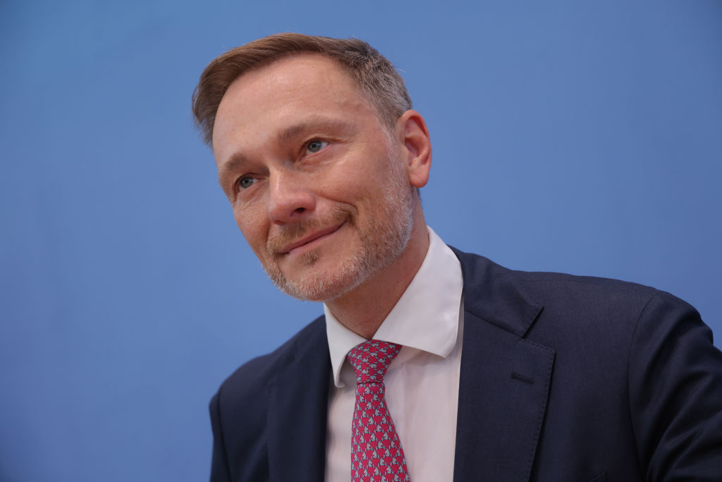 Finance Minister Lindner, ready to save his party by provoking the Left (Photo by Sean Gallup/Getty Images)