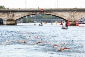 The Portuguese Olympic Committee (COP) announced that two of its triathletes, Vasco Vilaça and Melanie Santos, fell ill after swimming in the Seine River.(Photo by Ezra Shaw/Getty Images)