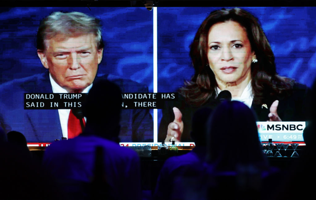 Trump too hot, too angry, Harris dodging the questions (Photo by Mario Tama/Getty Images)