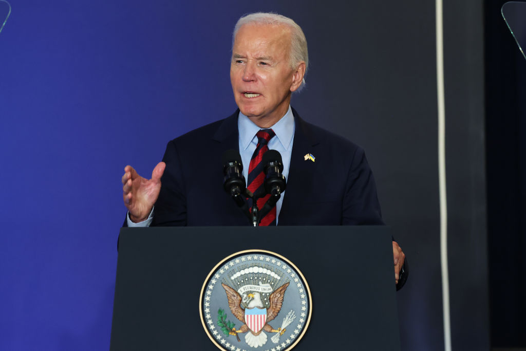 US President Joe Biden announced more than $8 billion in military assistance for Ukraine on Thursday to help Kyiv "win this war" against Russian invaders, using a visit by President Volodymyr Zelensky to make a major commitment. (Photo by Michael M. Santiago/Getty Images)