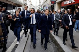 French President Emmanuel Macron's safety is at risk due to his bodyguards sharing confidential information about the President's travel on the internet via geolocalisation running app Strava, Le Monde reports. EPA-EFE/LUDOVIC MARIN / POOL MAXPPP OUT