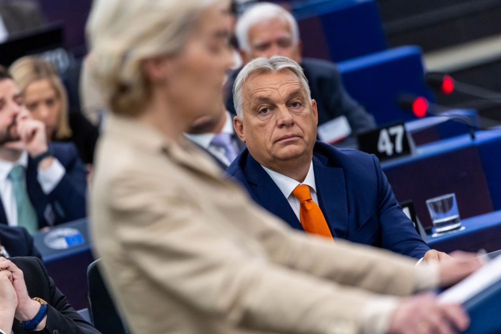 Tensions were running high in the European Parliament in Strasbourg on the morning of October 9, with the bloc's top bureaucrats and politicians turning on Hungary as it tried to present its plan for the EU presidency. (EPA-EFE/CHRISTOPHE PETIT TESSON)