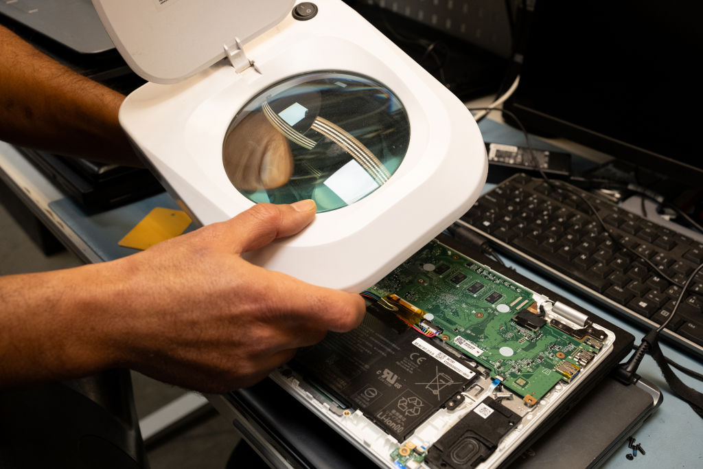 According to Right to Repair activists, most products people want to repair and bring to repair shops or events are not included in the EU's right-to-repair legislation.(Photo by Laia Ros/Getty Images)