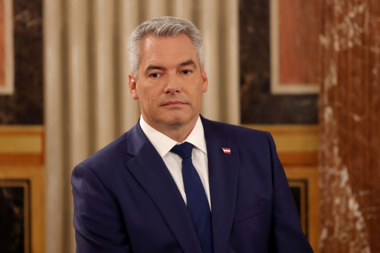 Karl Nehammer, leader of the ÖVP. His party is dropping in double digits but so far he has refused to move for winning right-wing Freedom Party. (Sean Gallup/Getty Images)