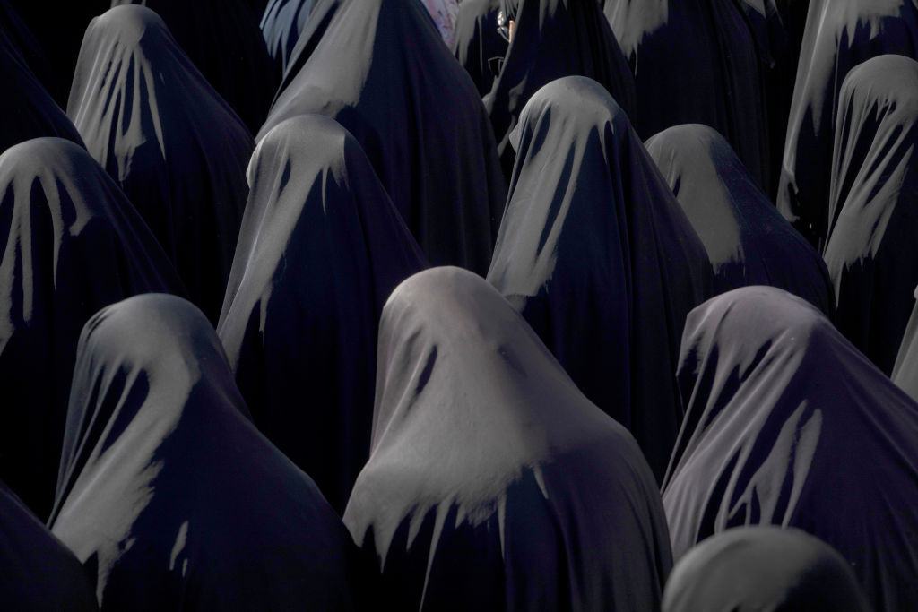 The modern woman in Tehran. Or is that in Molenbeek, maybe Frankfurt, ask you local Mullah for details. (Photo by Majid Saeedi/Getty Images)