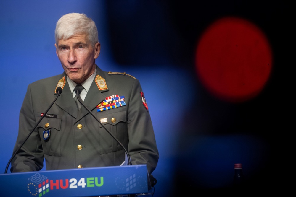 The European Union’s top military official, Robert Brieger, has suggested that EU nations should station troops in Greenland, following the example of the United States. EPA-EFE/ZOLTAN BALOGH HUNGARY OUT