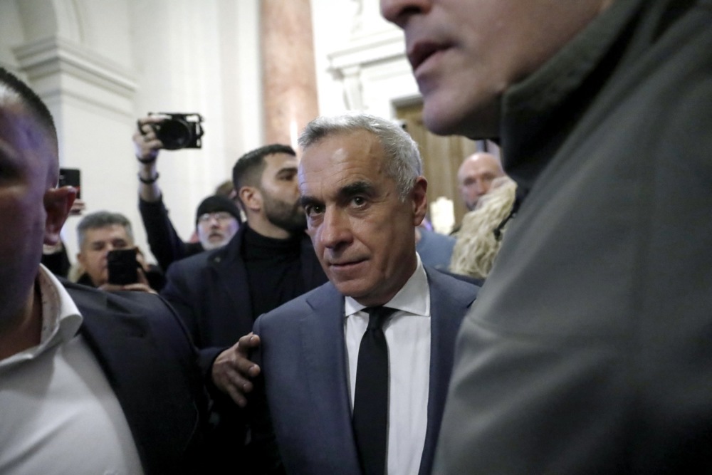 ARCHIVE IMAGE - The issue of Romania's annulled presidential election is to be heard at the European Court of Human Rights (ECHR), media in the country is reporting. (EPA-EFE/BOGDAN CRISTEL)