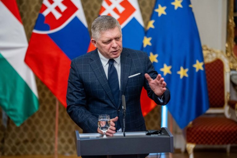 Slovak Prime Minister Robert Fico has criticised the European Union, arguing that democracy in the bloc is no longer functioning properly. EPA-EFE/JAKUB GAVLAK