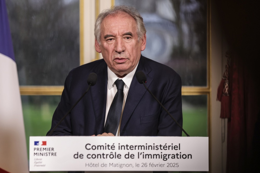 French Prime Minister François Bayrou has announced that France will push for a "complete review" of the 1968 agreement with Algeria, a deal that grants Algerians special immigration privileges. EPA-EFE/TERESA SUAREZ