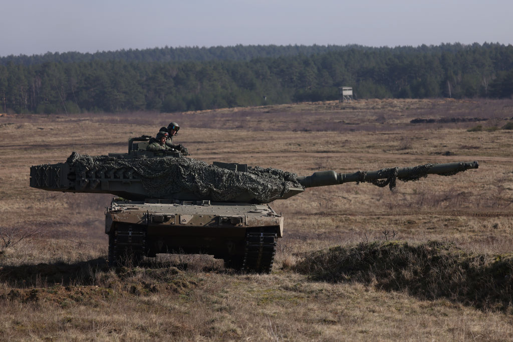 German-French defence group KNDS will build Leopard 2 tanks in Eastern Germany (Sean Gallup/Getty Images)
