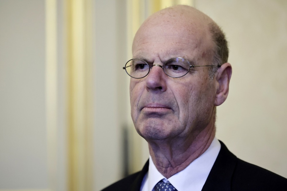 French economy minister Éric Lombard. (EPA-EFE/STEPHANE DE SAKUTIN / POOL MAXPPP OUT