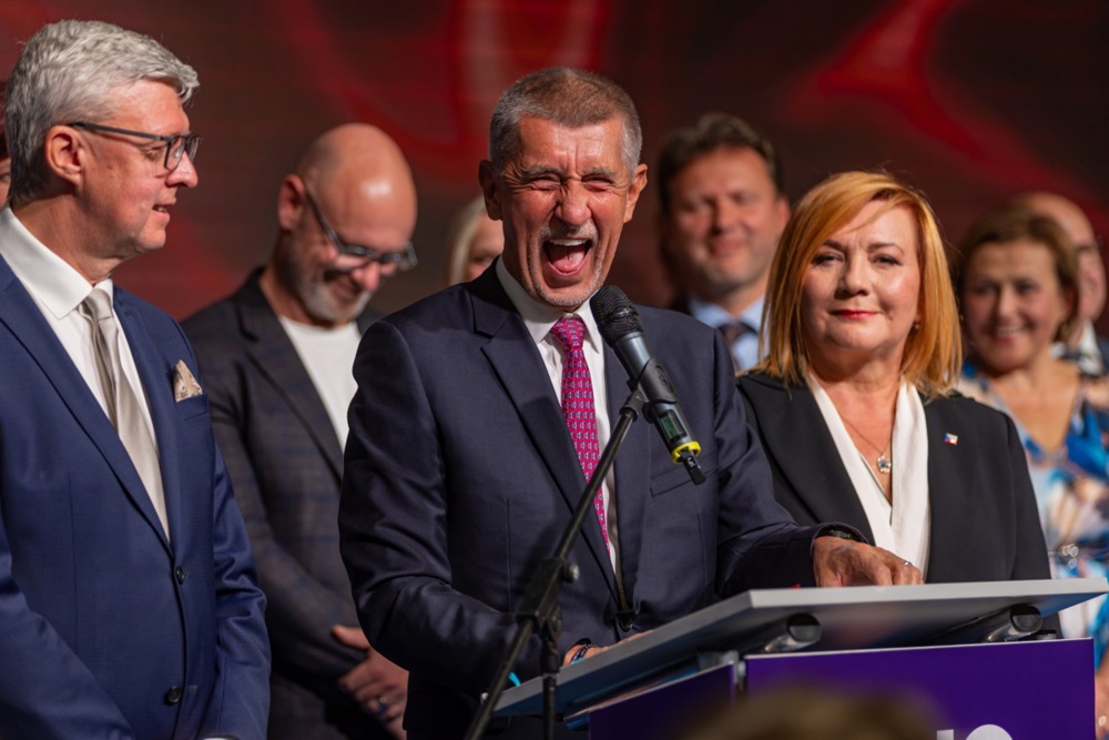Babiš vows loyalty to Europe as Czech government talks begin