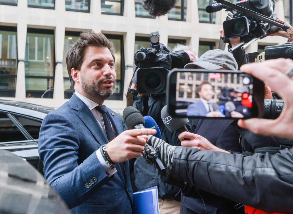 Brussels agrees on government after 613 days of deadlock