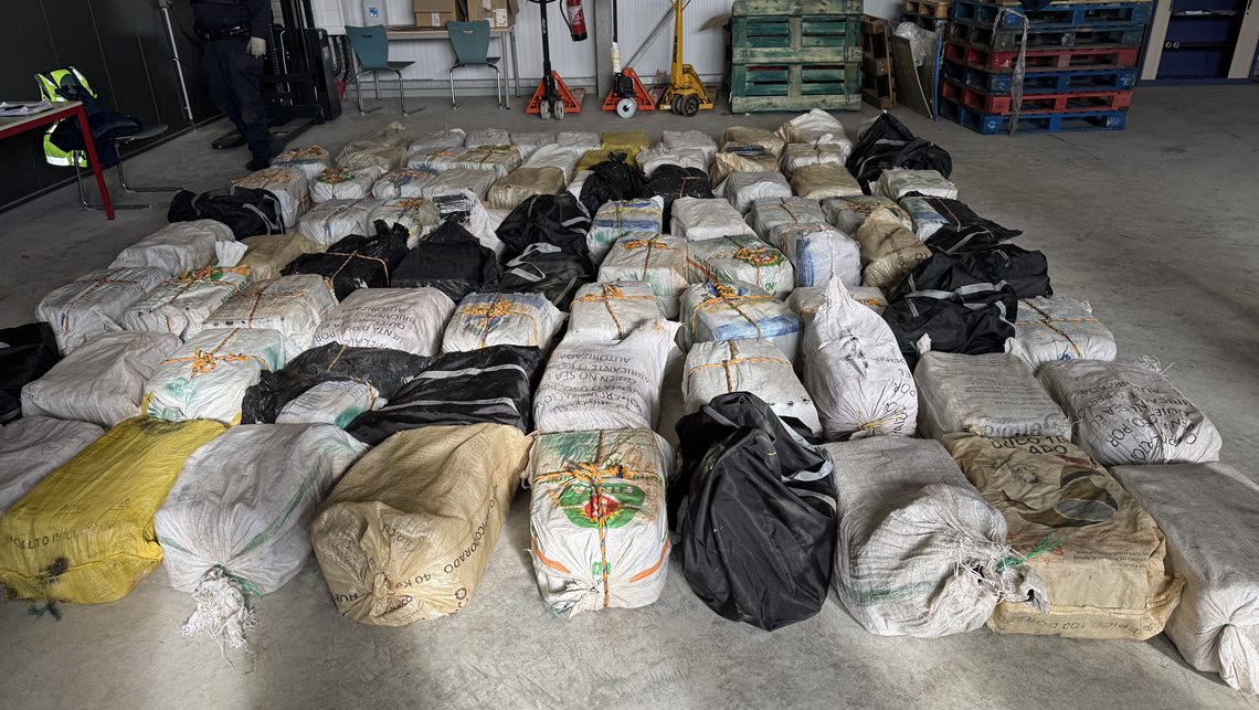 Customs officials carried out three major cocaine seizures at the port of Dunkirk on 7, 12 and 18 February,2026  intercepting more than 13 tonnes of narcotics ( picture by French Custom)