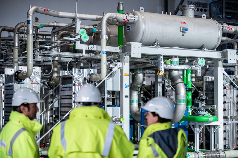 EU awards over €1 billion to nine green hydrogen projects