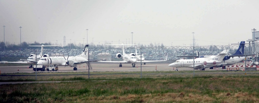 Pork sausages on the menu as Ireland deports 24 men on first charter to Pakistan