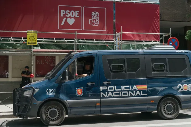 Spanish judge says ruling Socialists paid Civil Guard officer to sabotage corruption cases