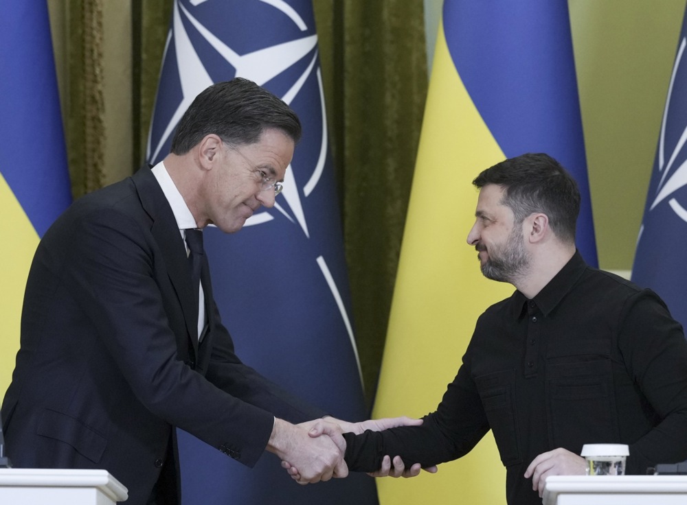 Zelensky calls long-range strikes on Russia ‘fair’ as Rutte confirms NATO summit invite