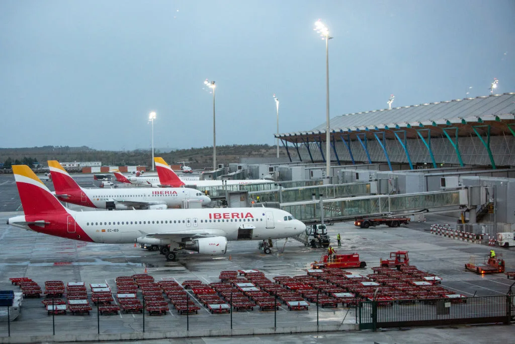 Aviation industry urges Brussels to drop carbon market plan