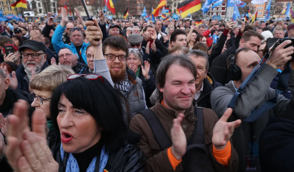 German Left want to use anti-democratic means to ban democratic rise of AfD