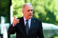 Qatargate: Belgium issue arrest warrant against Greek ex-Commissioner