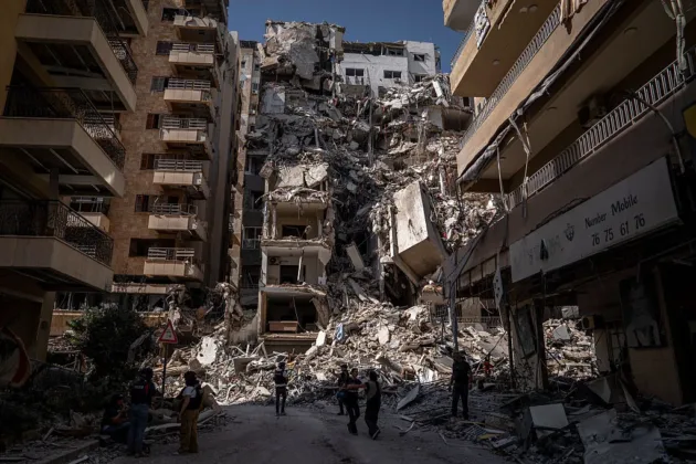 Israel and Lebanon agree to implement ceasefire