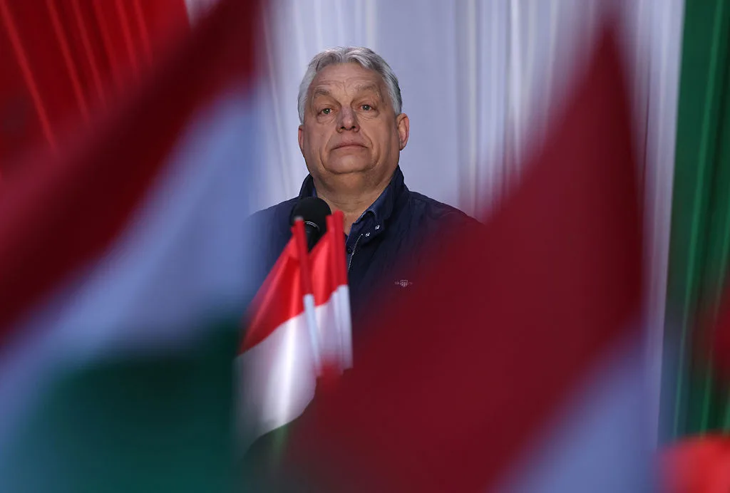 Magyar bars Orbán return with eight-year limit on prime ministers